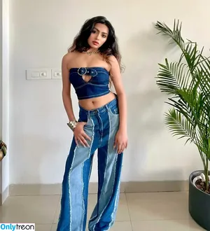 Riya Sharma / x.riyaaa nude photo #0017