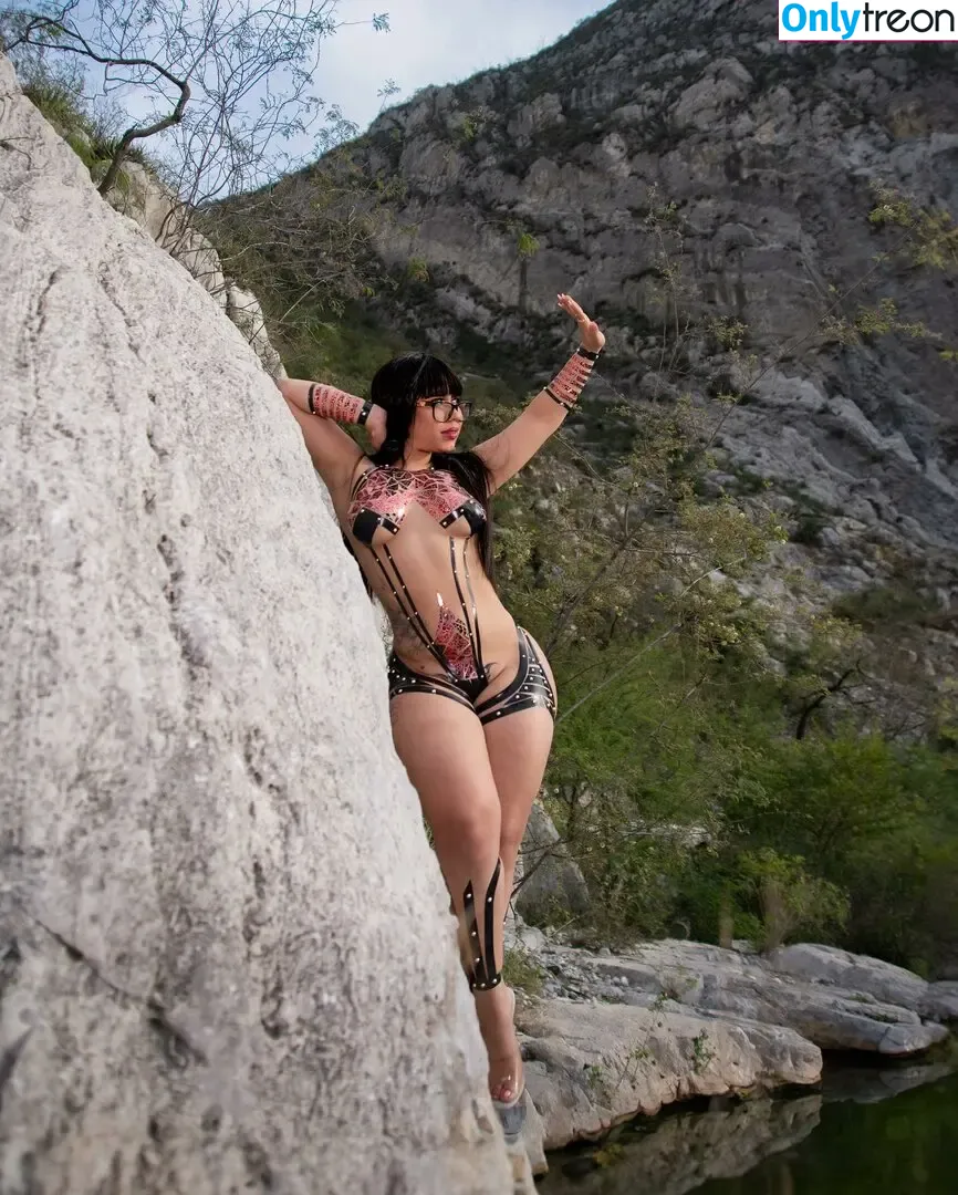 robertafranco nude photo #0136 (robertafranco__)