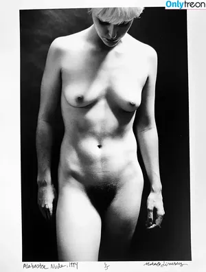  nude photo #0005