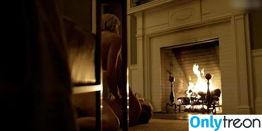 Robin Wright nude photo #0075 (robingwright)