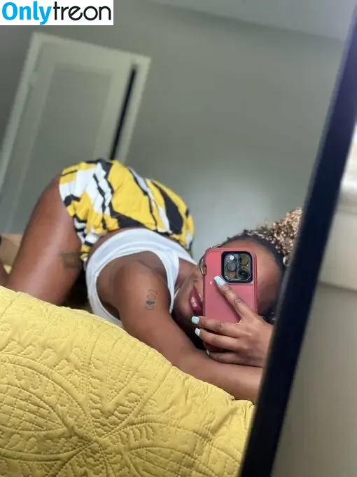 Robinn Ranger nude photo #0003 (robin_ranger)