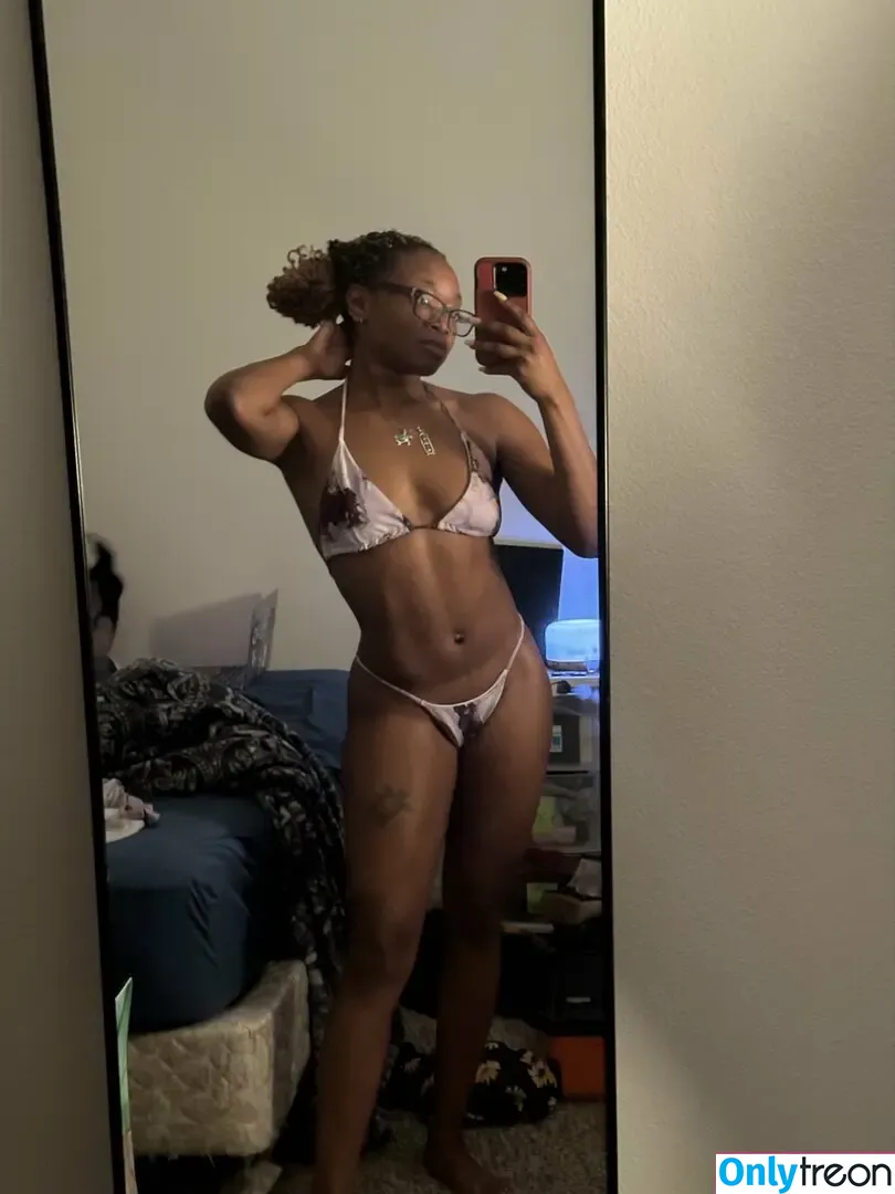 Robinn Ranger nude photo #0008 (robin_ranger)
