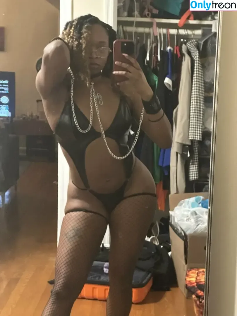 Robinn Ranger nude photo #0038 (robin_ranger)