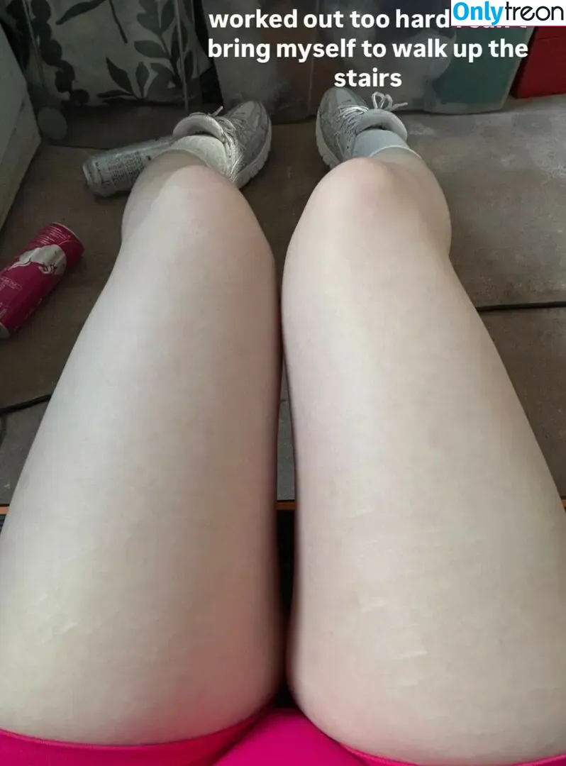 Robyn nude photo #0653 (robynsnotreal / rrr0byn / therealredrobyn)