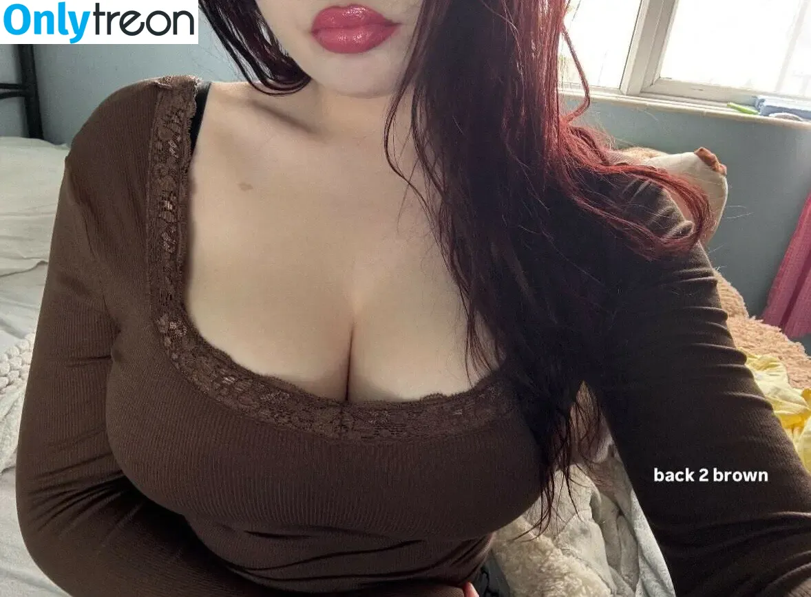 Robyn nude photo #0654 (robynsnotreal / rrr0byn / therealredrobyn)