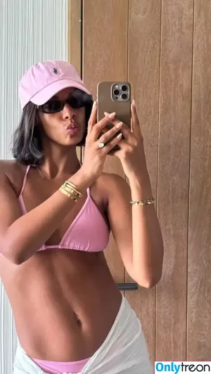 Rochelle Humes / rochellehumes nude photo #0372