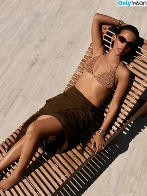 Rochelle Humes / rochellehumes nude photo #0407