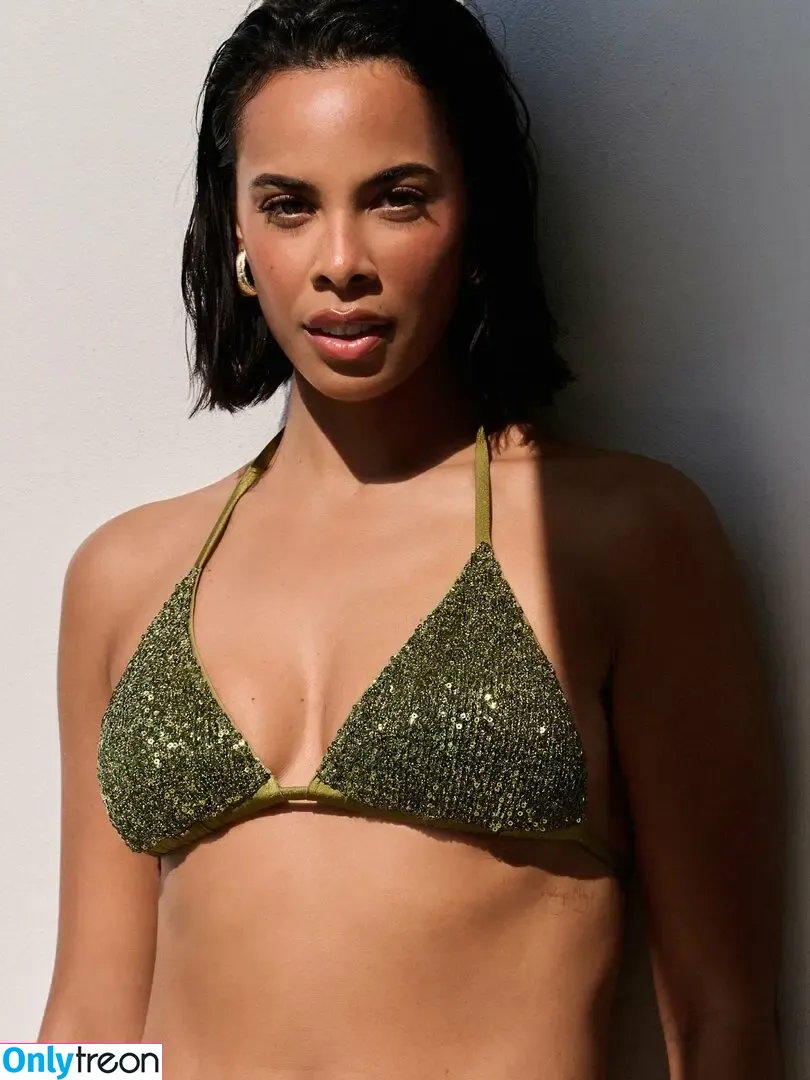 Rochelle Humes nude photo #0398 (rochellehumes)