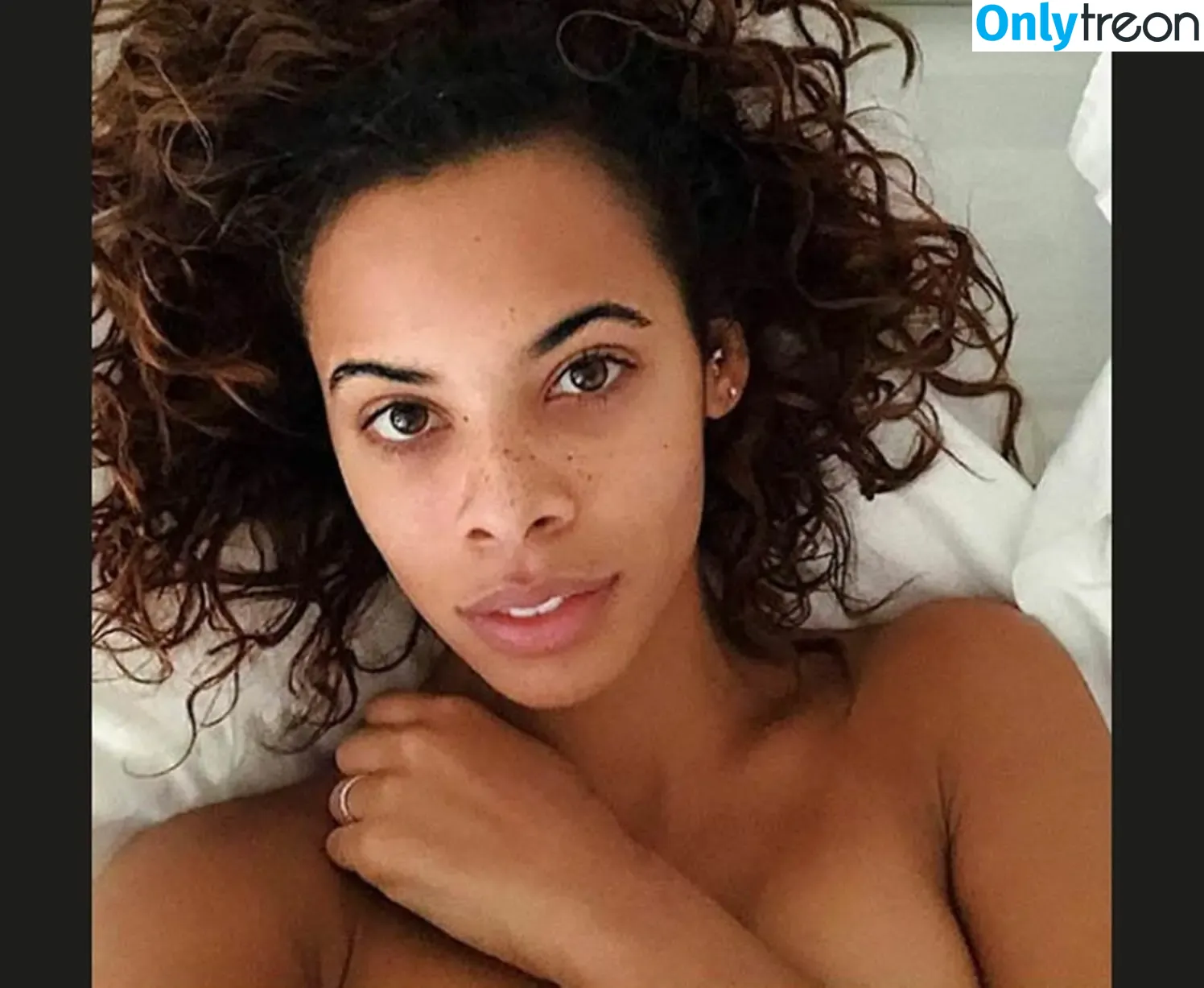 Rochelle Humes nude photo #0468 (rochellehumes)