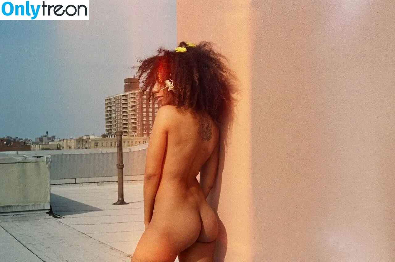 Rocio Marie nude photo #0007 (marielamh / rociomarie__)