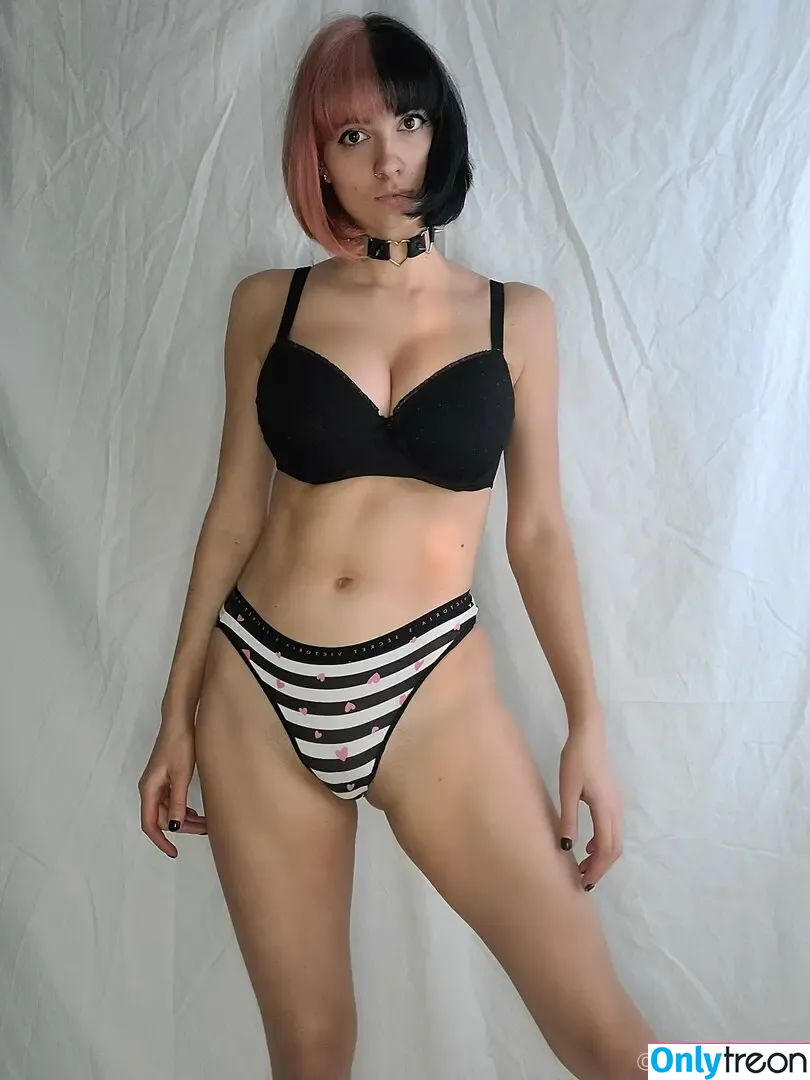 Rocketbabey nude photo #1126 (Rocketbabey)