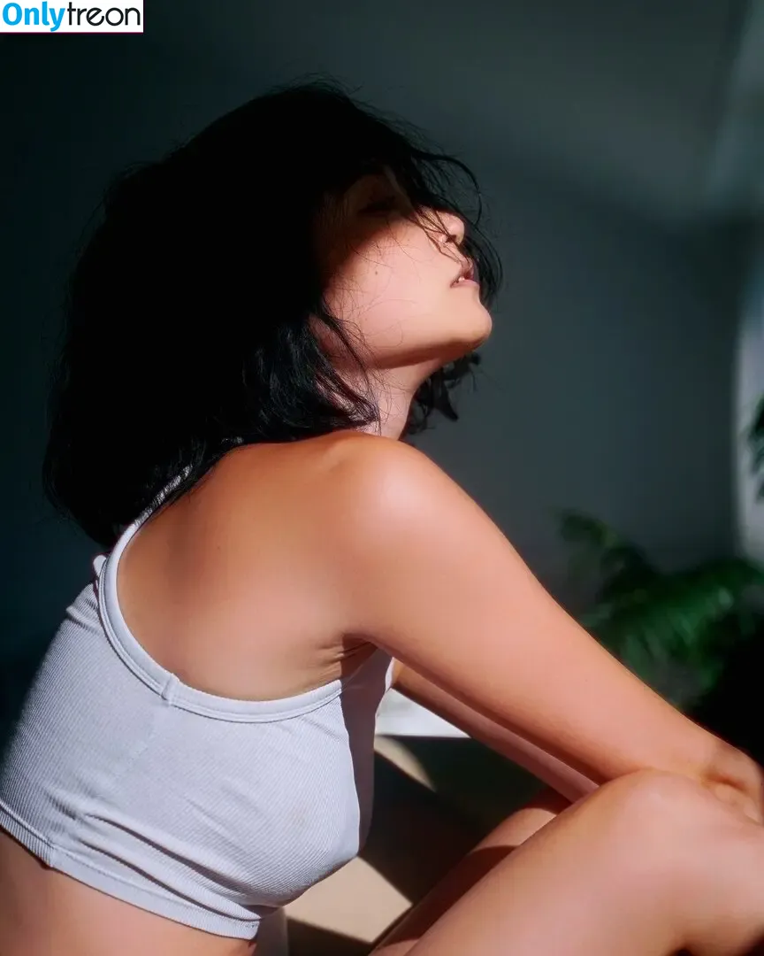 rolajf nude photo #0011 (rolasfeet / 方健慈)