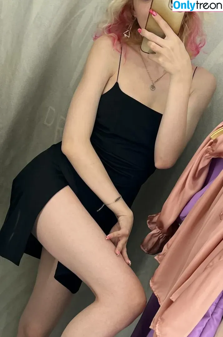Romanowwa nude photo #0019 (tttsss_ccchhh)