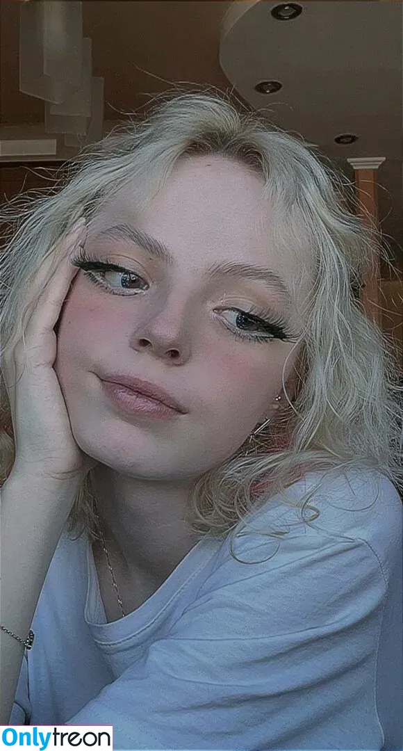 Romanowwa nude photo #0073 (tttsss_ccchhh)