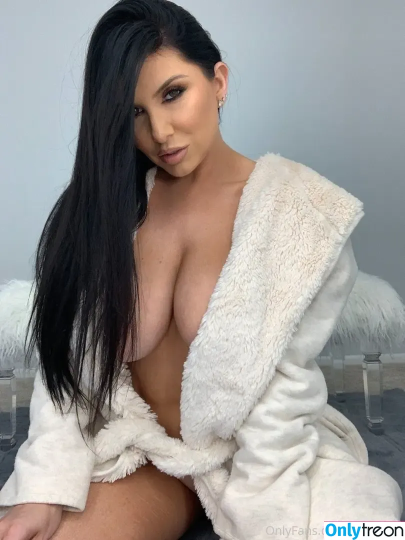 Romi Rain nude photo #0071 (romi_rain / theonlyromirain)