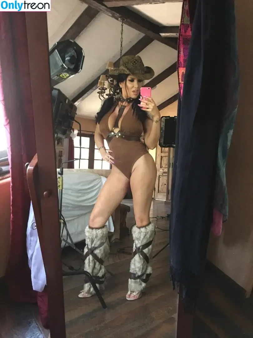 Romi Rain nude photo #0596 (romi_rain / theonlyromirain)