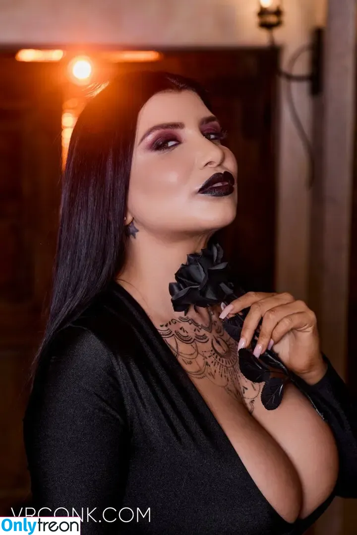 Romi Rain nude photo #1486 (romi_rain / romi_rain_6x)