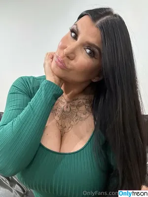 Romi Rain / romi_rain / romi_rain_6x nude photo #2314