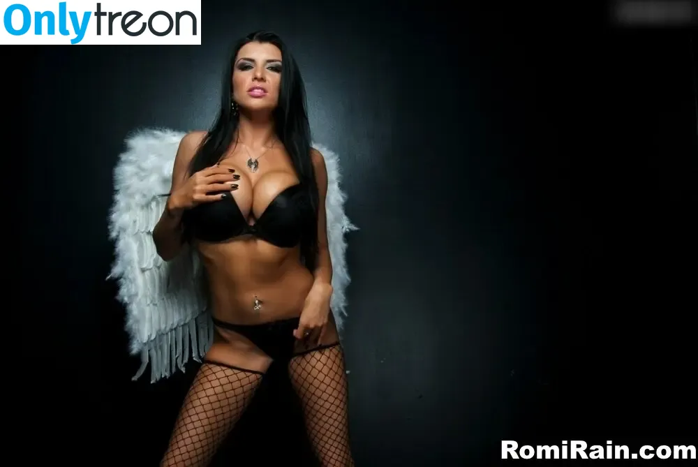 Romi Rain nude photo #2061 (romi_rain / romi_rain_6x)