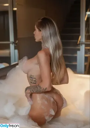 Romina Malaspina / romimalaspina nude photo #0309