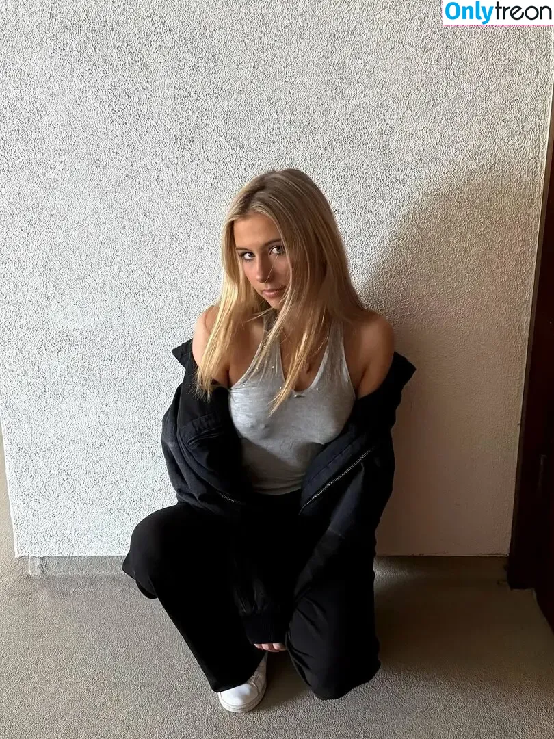 Romy Mars nude photo #0017 (romymars)