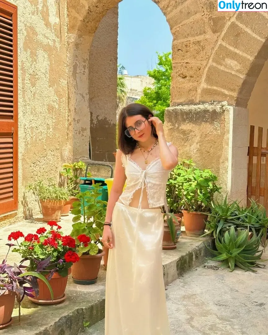 Roro nude photo #0032 (Roro.bueno / rocutey / whoisroro)