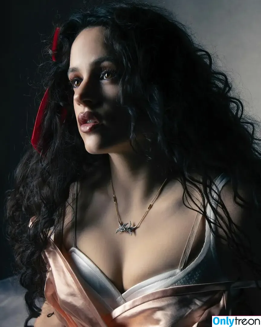 Rosalia nude photo #0216 (La Rosalía / rosalia.vt / therosaliaxo)