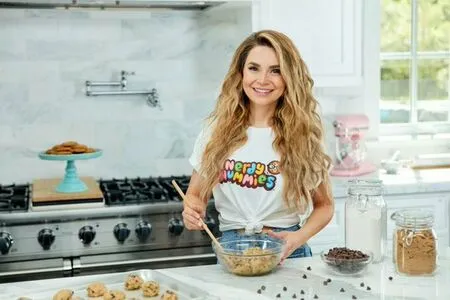 Rosanna Pansino / rosannapansino nude photo #0085