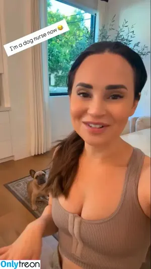 Rosanna Pansino / rosannapansino nude photo #0593