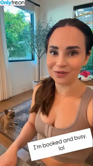Rosanna Pansino / rosannapansino nude photo #0594