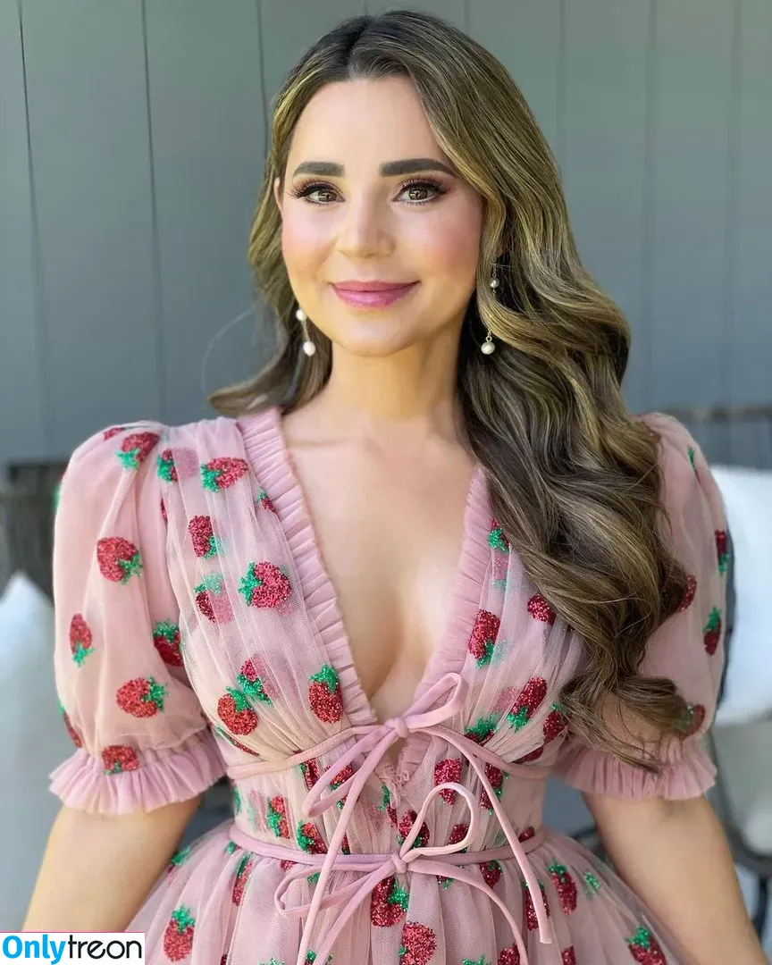 Rosanna Pansino nude photo #0016 (rosannapansino)