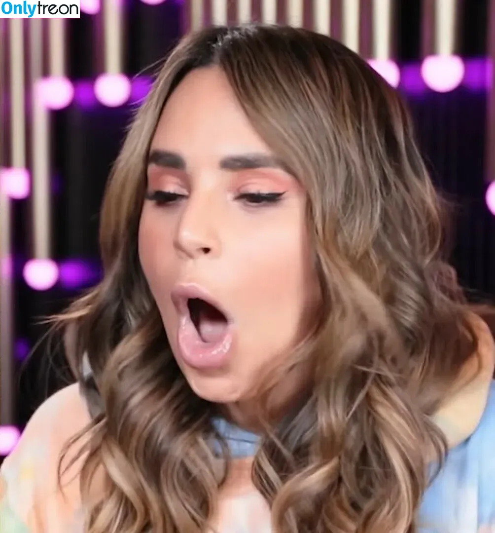 Rosanna Pansino nude photo #0038 (rosannapansino)