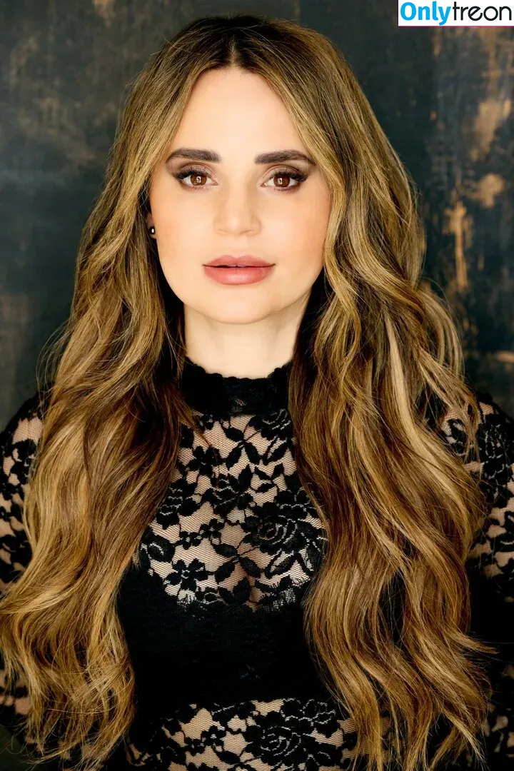 Rosanna Pansino nude photo #0043 (rosannapansino)