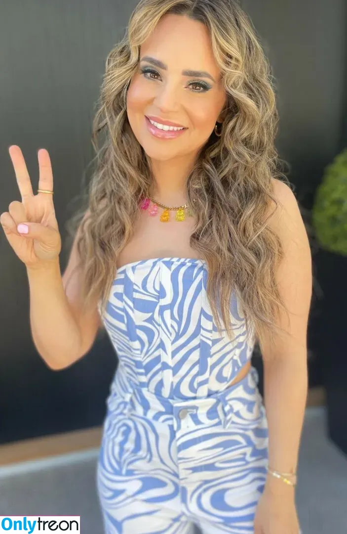 Rosanna Pansino nude photo #0044 (rosannapansino)