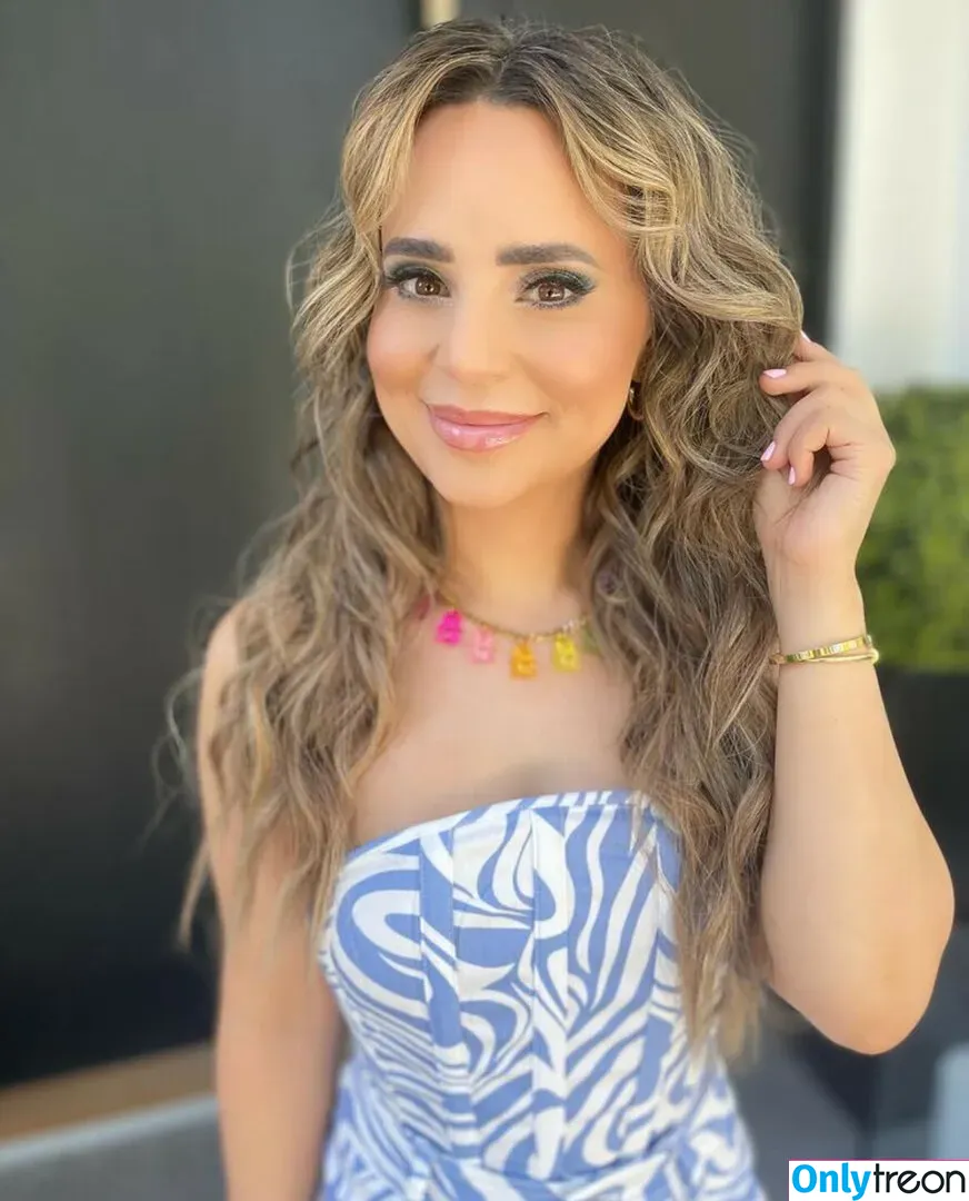 Rosanna Pansino nude photo #0047 (rosannapansino)