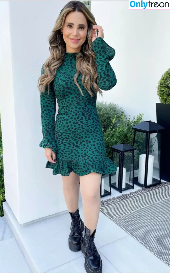 Rosanna Pansino nude photo #0058 (rosannapansino)
