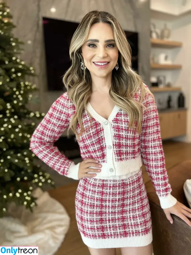 Rosanna Pansino nude photo #0095 (rosannapansino)