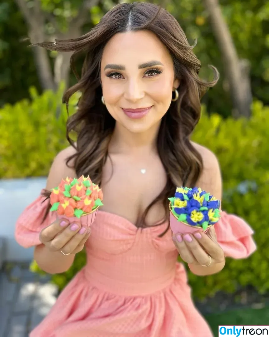Rosanna Pansino nude photo #0152 (rosannapansino)