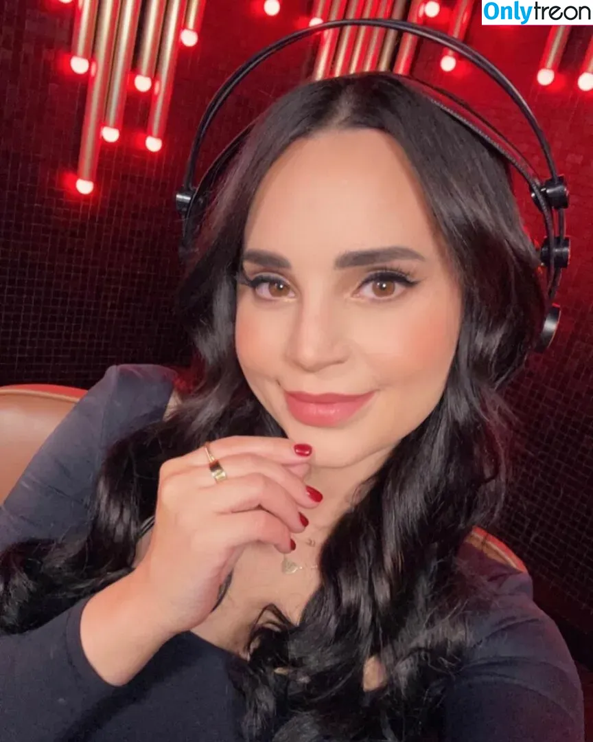 Rosanna Pansino nude photo #0219 (rosannapansino)