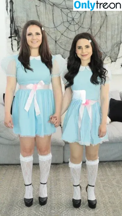 Rosanna Pansino nude photo #0317 (rosannapansino)