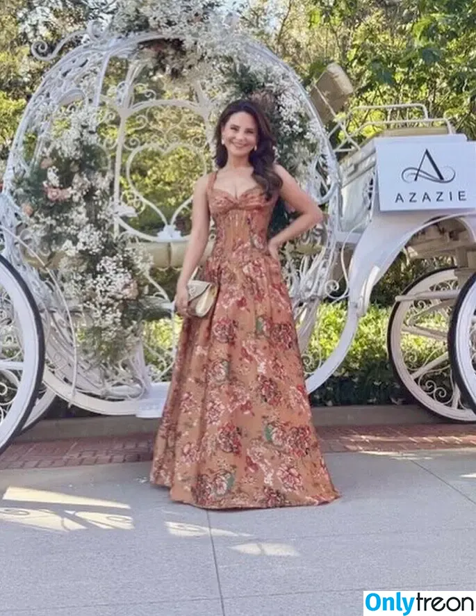 Rosanna Pansino nude photo #0579 (rosannapansino)