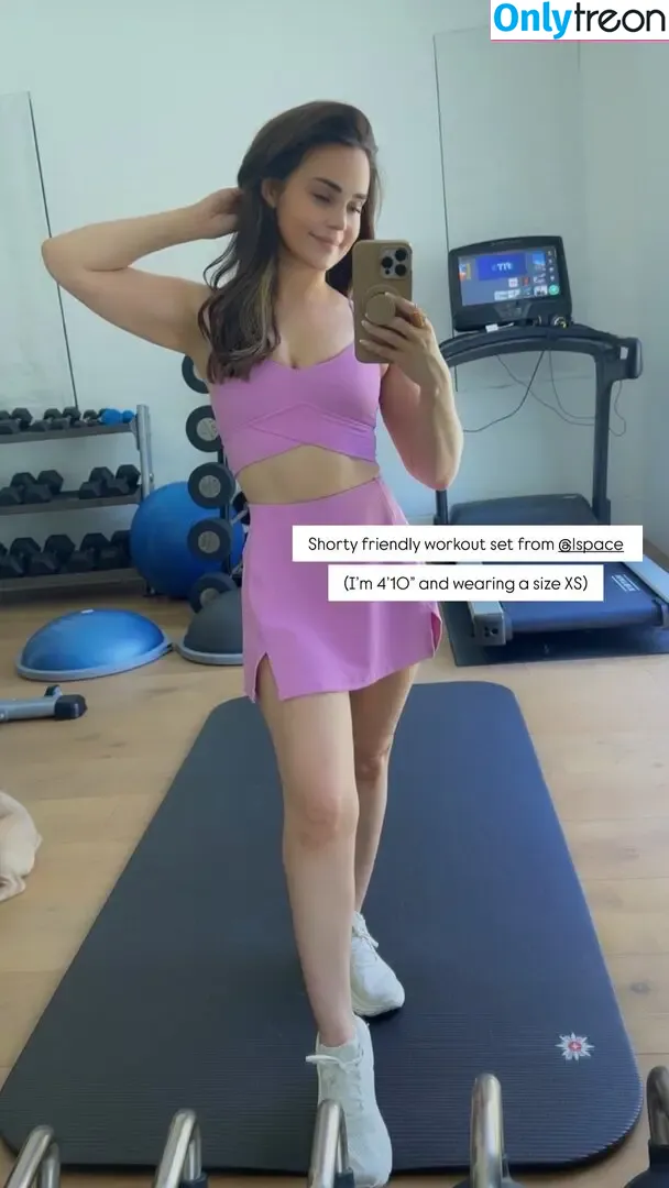 Rosanna Pansino nude photo #0595 (rosannapansino)