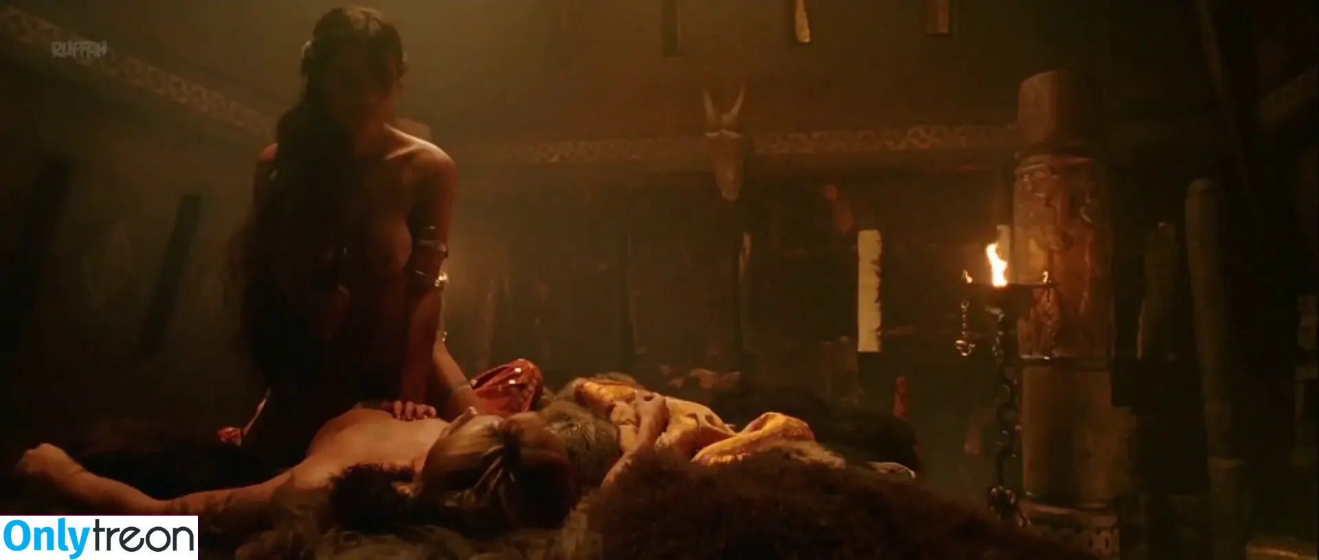Rosario Dawson nude photo #0271 (Celebrity_Sin / rosariodawson / themissdawson)