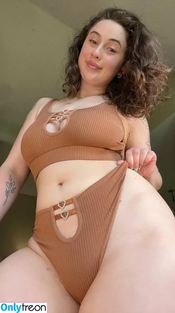 Rose Beck nude photo #0764 (imrosebeck / rosebeckart)