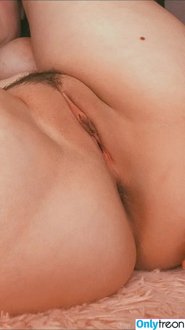 Rose Beck nude photo #0794 (imrosebeck / rosebeckart)