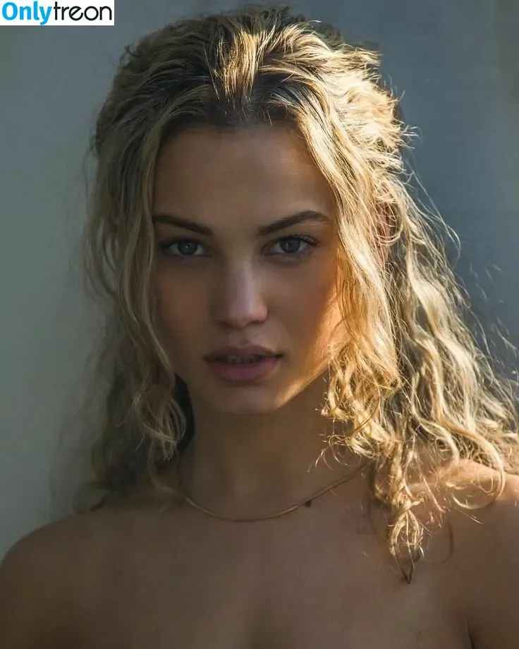 Rose Bertram nude photo #0278 (rose_bertram)