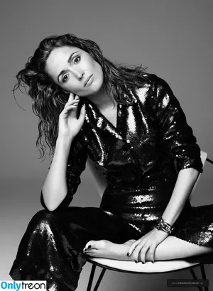 Rose Byrne / fullyrosebyrne nude photo #0154