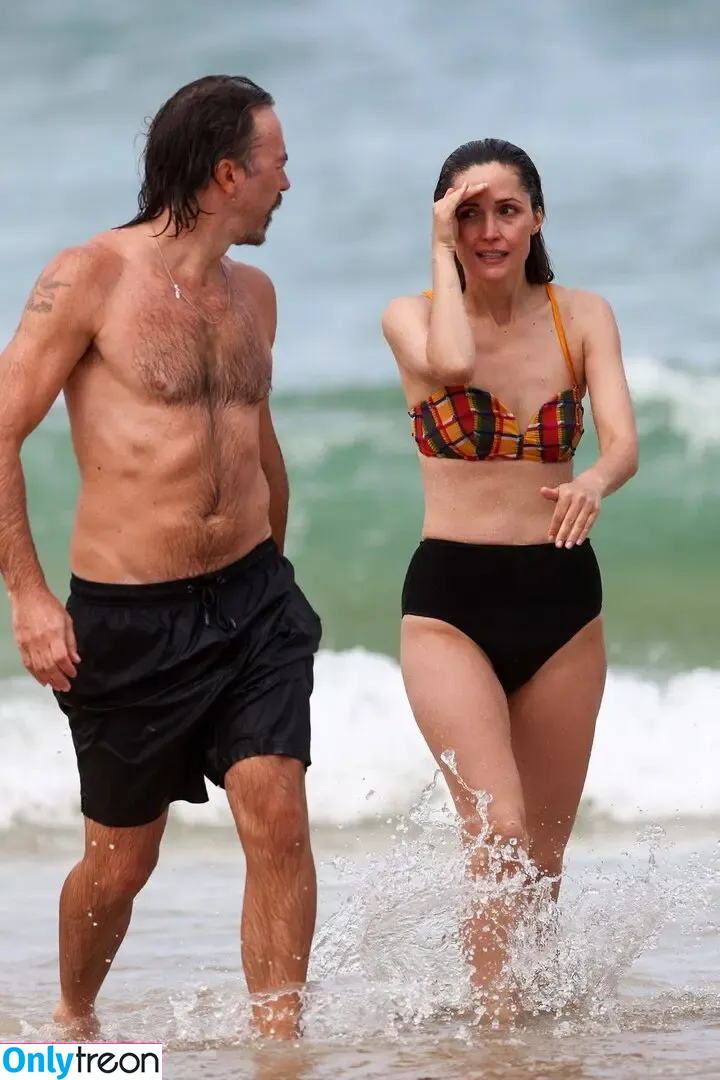 Rose Byrne nude photo #0052 (fullyrosebyrne)