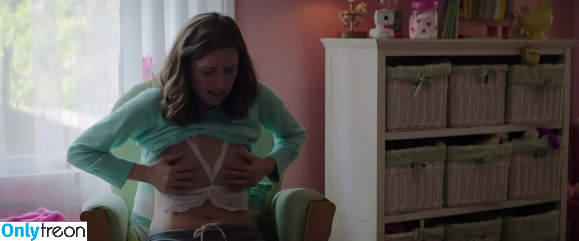 Rose Byrne nude photo #0118 (fullyrosebyrne)