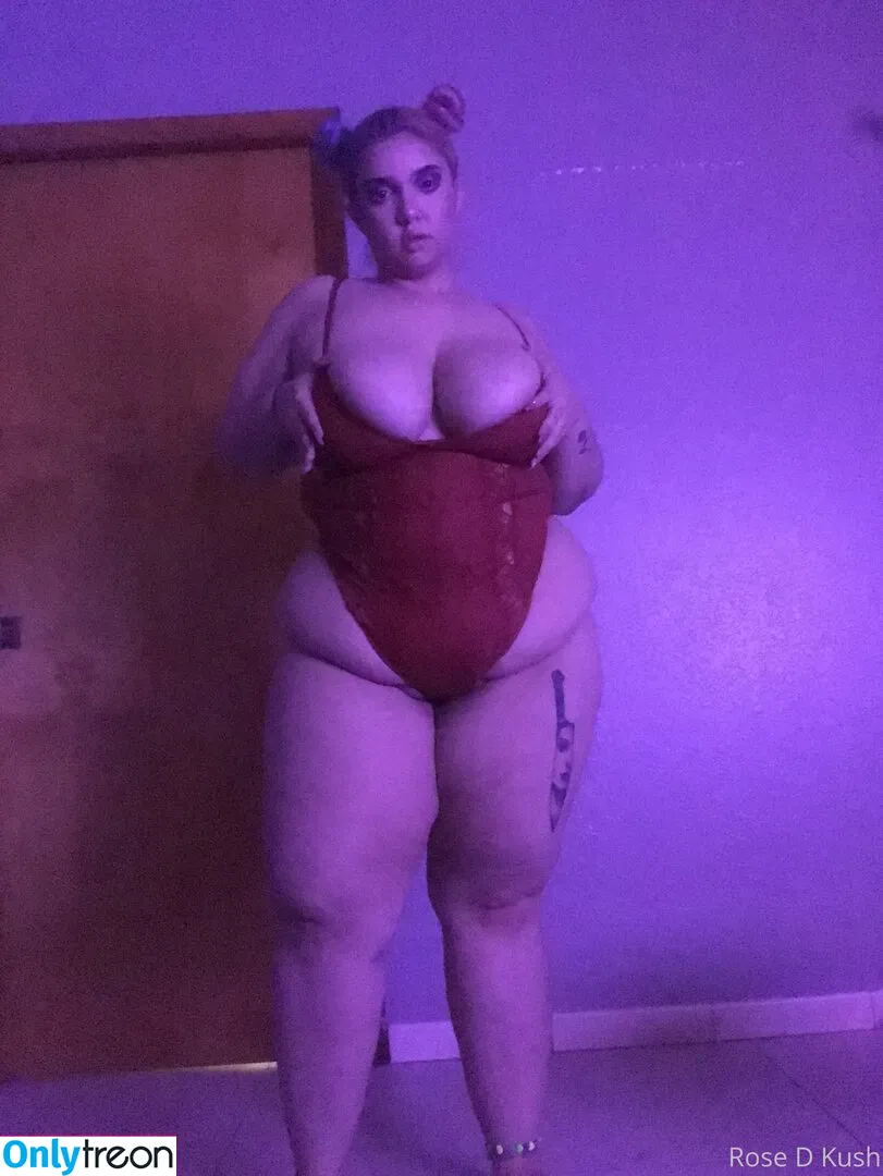 rose_d_kush nude photo #0007 (rosedkush__)